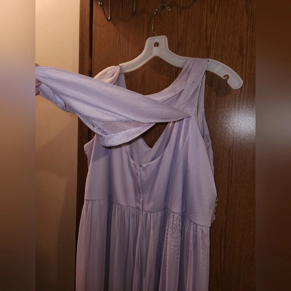 David's Bridal Size 24 Iris/Lavender Long Bridesmaid Dress with Cowl Neck Back - Picture 4 of 16